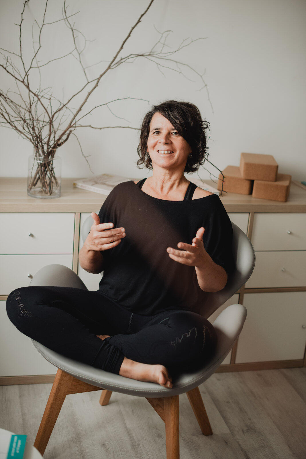 Raquel Devillé, thérapeute spécialiste en stress et trauma Audrey Thieffine, Ethe, Belgique